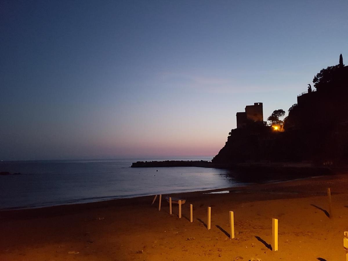 Dume Cosy Apt - Central - Near The Beach With A.C. Монтеросо ал Маре Екстериор снимка
